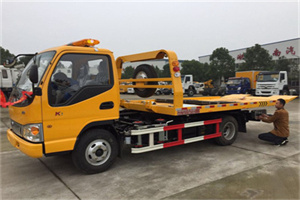 马昌营哪里有拖车服务